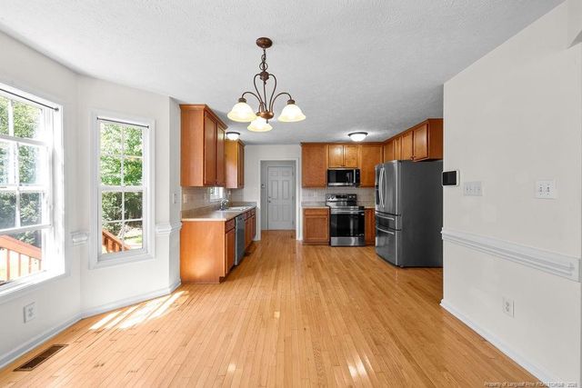 2533 Canford Lane, Fayetteville, NC 28304