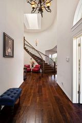 5511 Courtyard DR, Austin, TX 78731