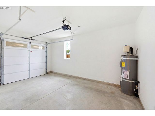 520 S Buxton St, Troutdale, OR 97060