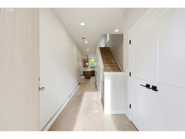 520 S Buxton St, Troutdale, OR 97060