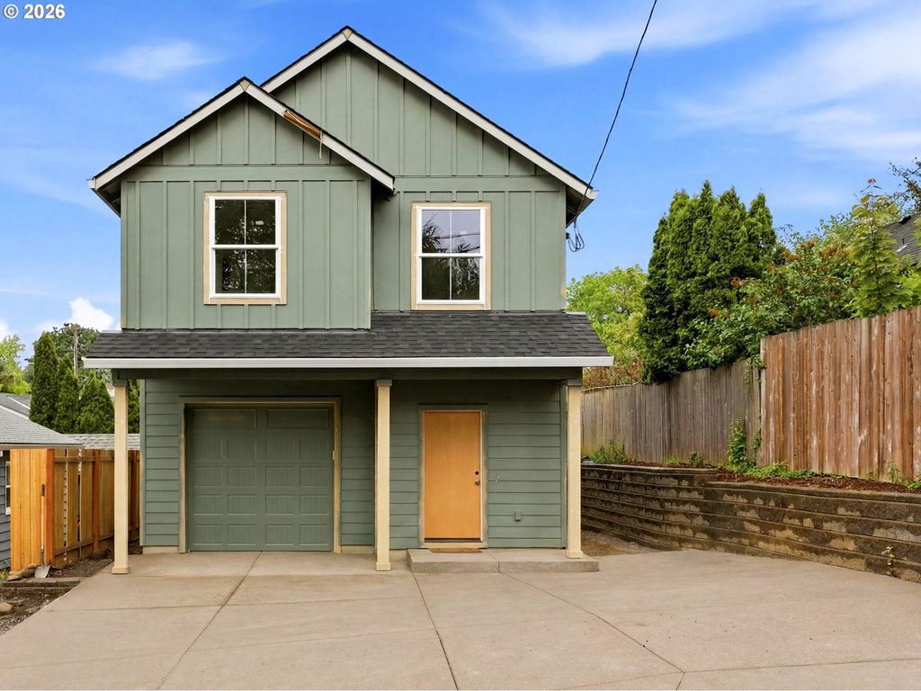 520 S Buxton St, Troutdale, OR 97060