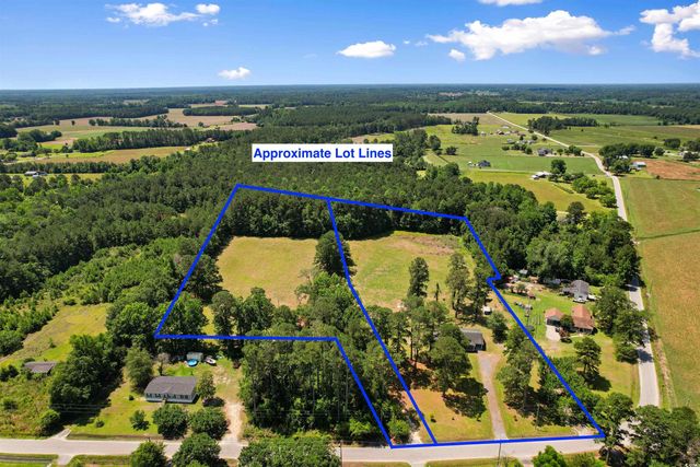 1206 French Rd, Mullins, SC 29574