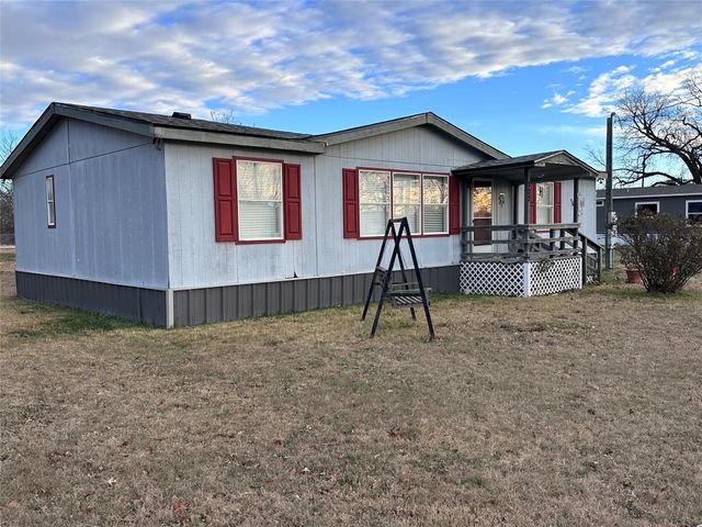 307 W Division Street, Graford, TX 76449