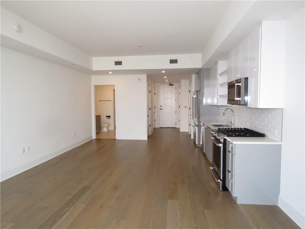 Image 4 of property listing at 788 W Marietta Street NW 1412, Atlanta, GA 30318