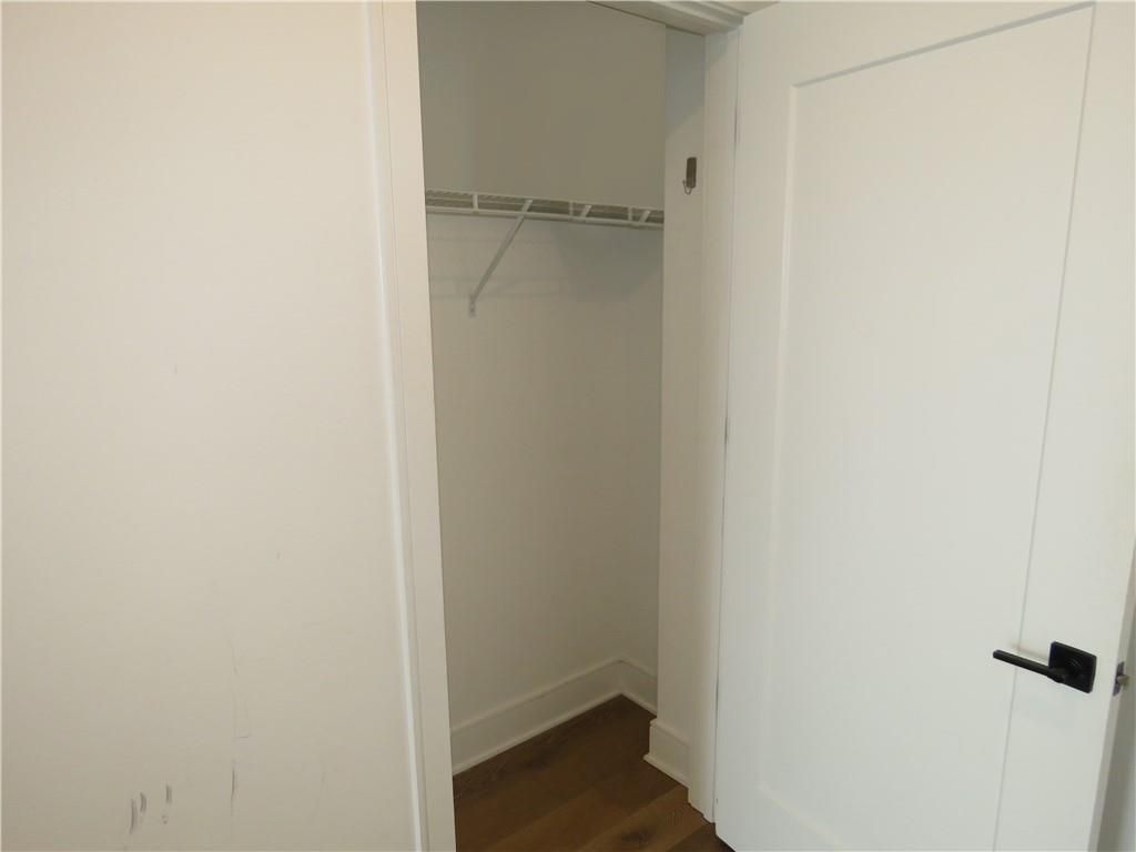 Image 8 of property listing at 788 W Marietta Street NW 1412, Atlanta, GA 30318