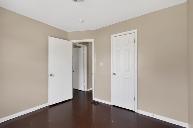 814 Josephine Avenue, Columbus, OH 43204