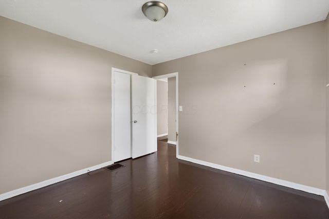 814 Josephine Avenue, Columbus, OH 43204