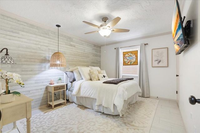 6207 Canada Drive, Pasadena, TX 77505