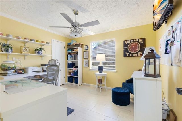 6207 Canada Drive, Pasadena, TX 77505