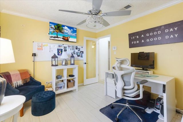 6207 Canada Drive, Pasadena, TX 77505