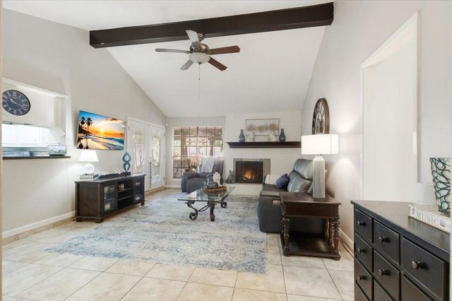 6207 Canada Drive, Pasadena, TX 77505