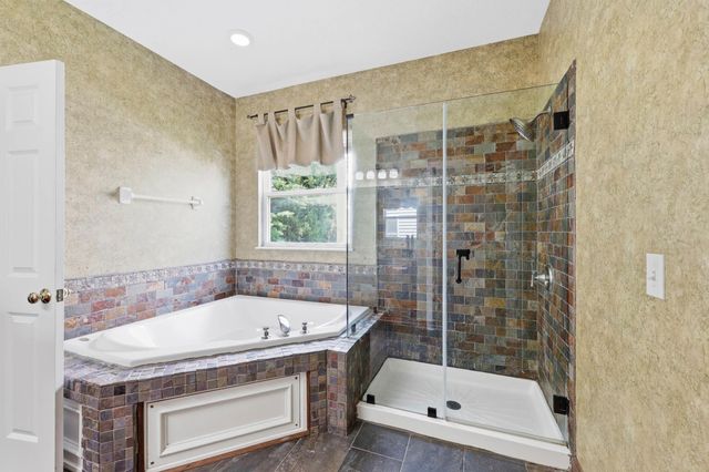 6981 Upper Cambridge Way, Westerville, OH 43082