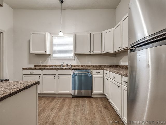 233 W Adams Avenue, Mcalester, OK 74501