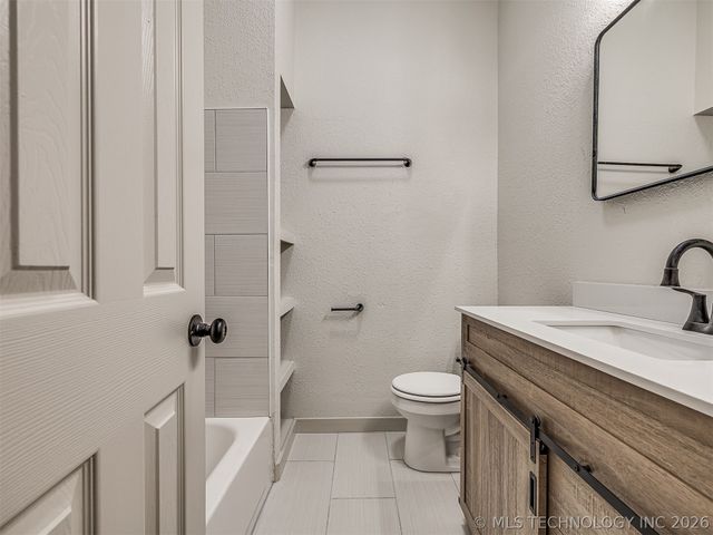 233 W Adams Avenue, Mcalester, OK 74501