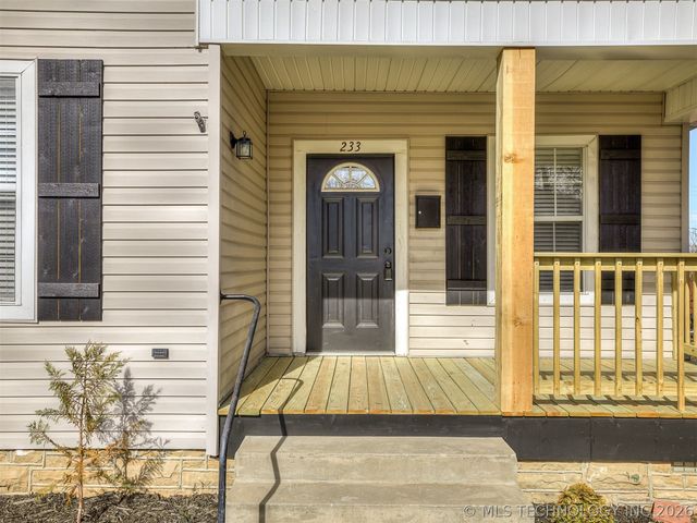 233 W Adams Avenue, Mcalester, OK 74501