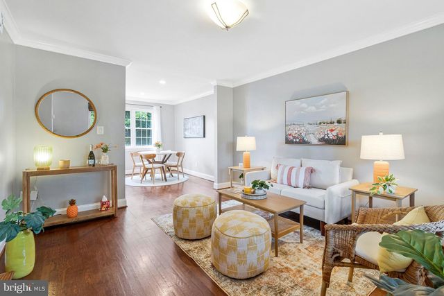 207 EVANS LN, Alexandria, VA 22305