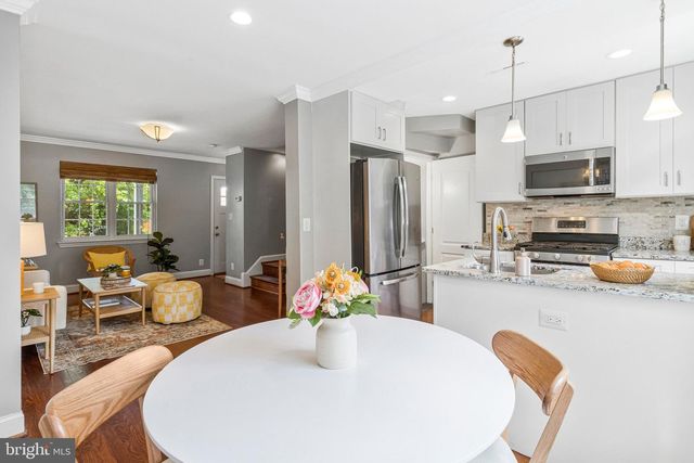 207 EVANS LN, Alexandria, VA 22305