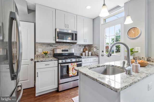207 EVANS LN, Alexandria, VA 22305
