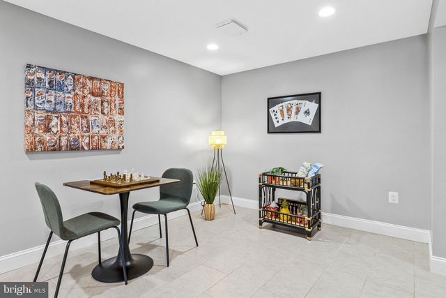 207 EVANS LN, Alexandria, VA 22305