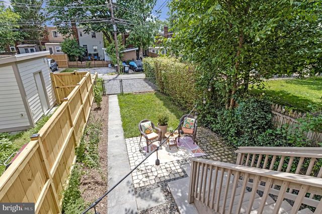 207 EVANS LN, Alexandria, VA 22305