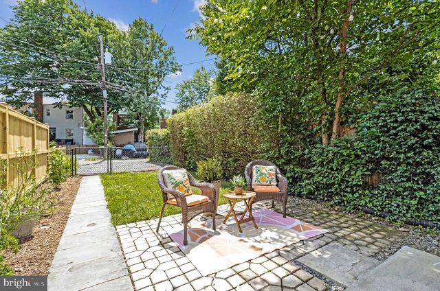 207 EVANS LN, Alexandria, VA 22305