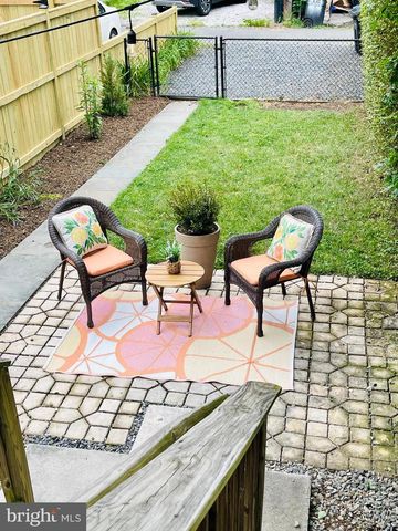 207 EVANS LN, Alexandria, VA 22305