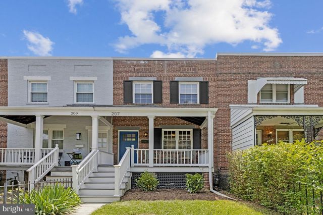 207 EVANS LN, Alexandria, VA 22305