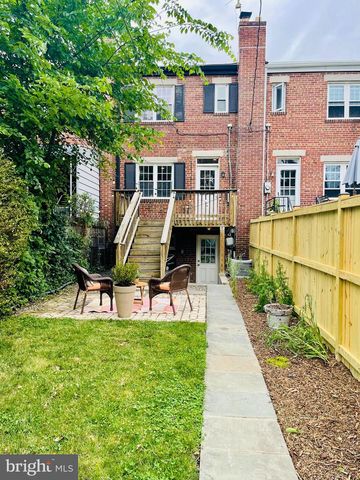 207 EVANS LN, Alexandria, VA 22305