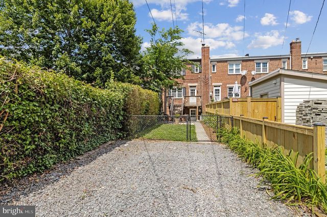 207 EVANS LN, Alexandria, VA 22305