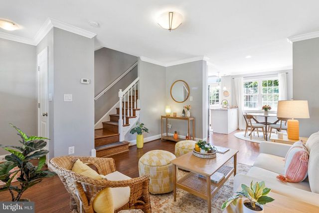 207 EVANS LN, Alexandria, VA 22305