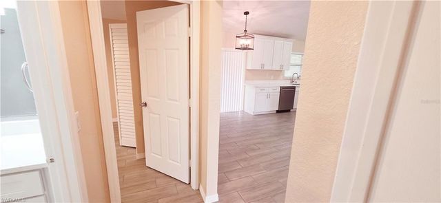 930 NW 34th ST, Cape Coral, FL 33914