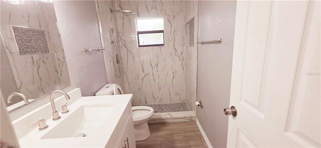 930 NW 34th ST, Cape Coral, FL 33914