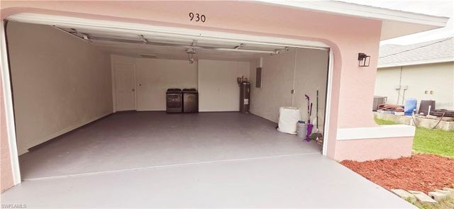 930 NW 34th ST, Cape Coral, FL 33914