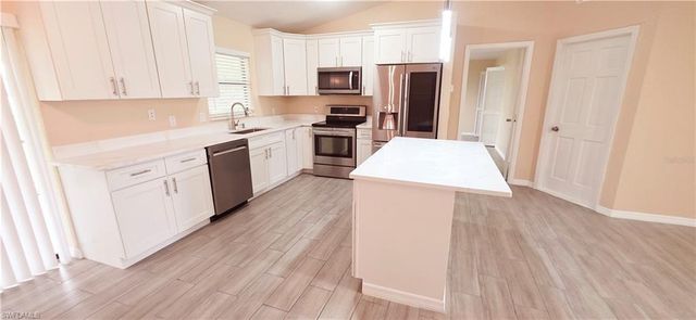 930 NW 34th ST, Cape Coral, FL 33914