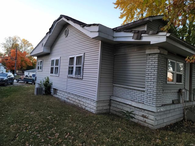 2420 Lafayette Avenue, Terre Haute, IN 47805