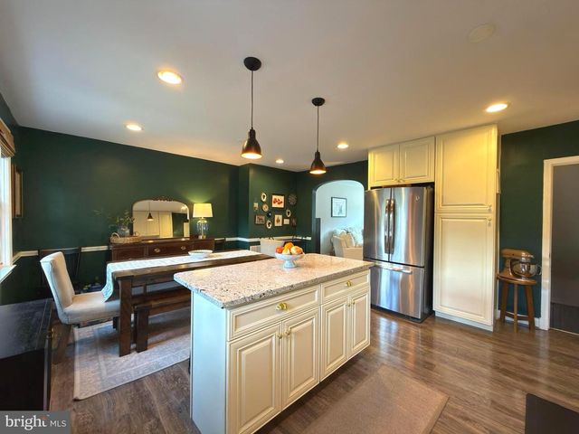 358 OLD TRAIL RD, Baltimore, MD 21212