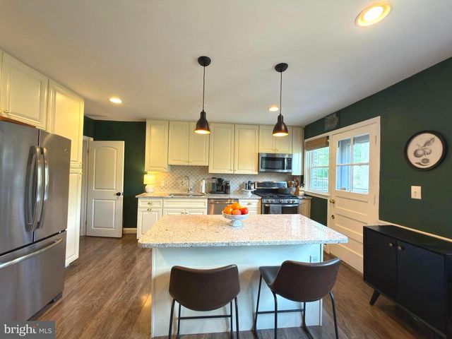 358 OLD TRAIL RD, Baltimore, MD 21212