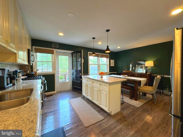 358 OLD TRAIL RD, Baltimore, MD 21212