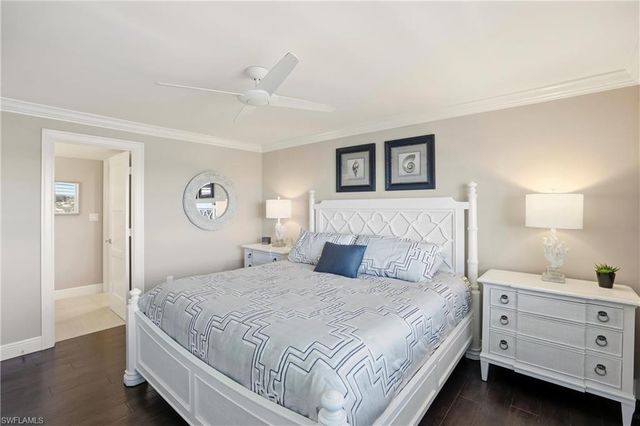 9715 Gulf Shore DR # 701, Naples, FL 34108