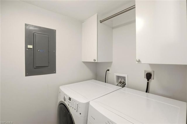 9715 Gulf Shore DR # 701, Naples, FL 34108