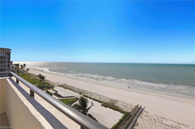 9715 Gulf Shore DR # 701, Naples, FL 34108