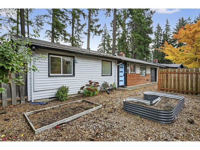 830 Ne 172ND Ave, Gresham, OR 97230