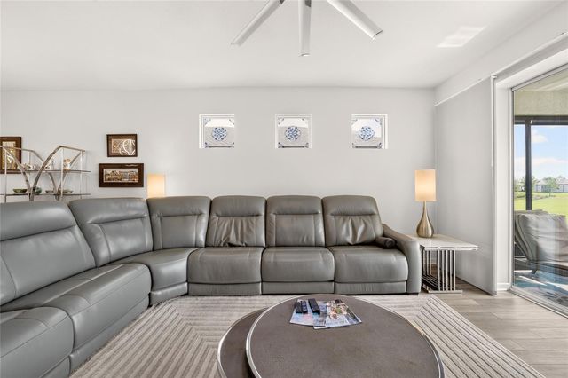 6043 SW 93RD CIRCLE, Ocala, FL 34481