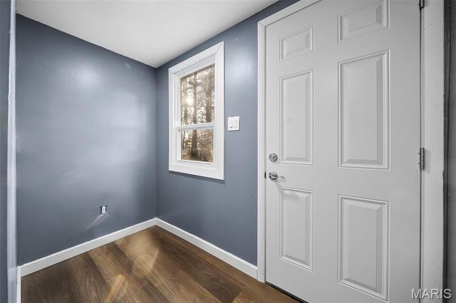 2221 Wolter Avenue, St Louis, MO 63114