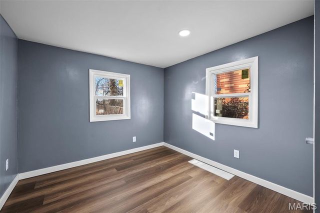 2221 Wolter Avenue, St Louis, MO 63114