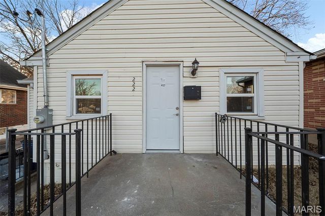 2221 Wolter Avenue, St Louis, MO 63114