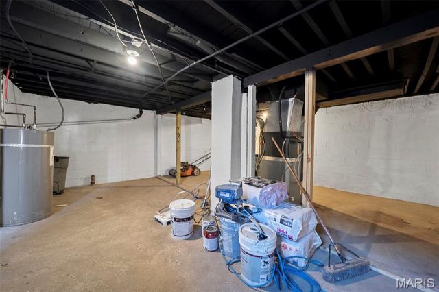 2221 Wolter Avenue, St Louis, MO 63114