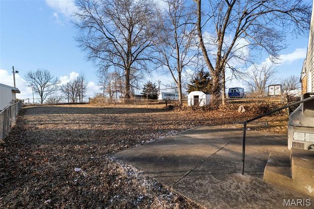 2221 Wolter Avenue, St Louis, MO 63114