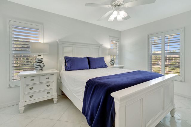 7547 S Oriole Boulevard 202, Delray Beach, FL 33446