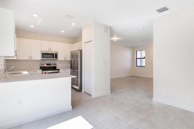 23521 SW 129th Ave, Homestead, FL 33032